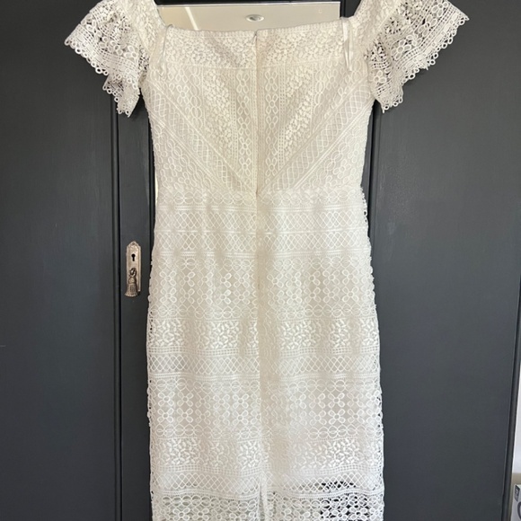 Cynthia Rowley Lace Dress NWOT Size 6 - Picture 9 of 9